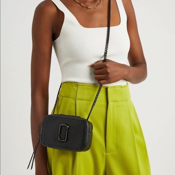 Brandnew Marc Jacobs 2 way Camera Bag - Picture 2 of 8